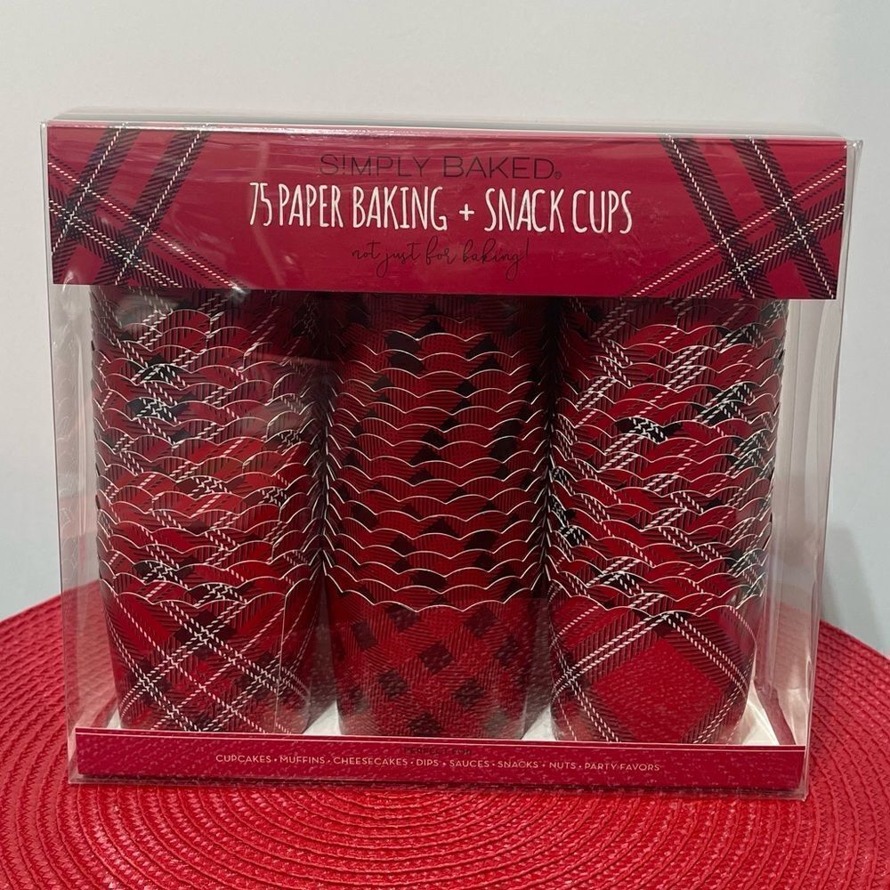 Simply Baked Baking Cups Red and Black 75 pieces NWT